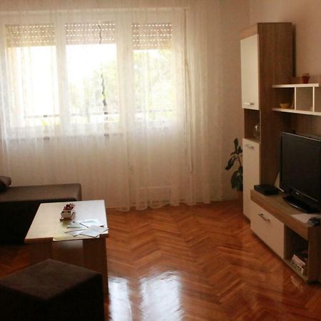 Apartment Monte Paradiso Pola Esterno foto